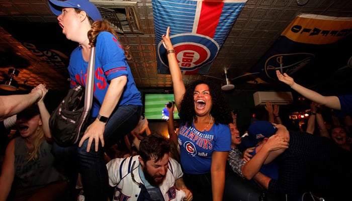 Cubs fans, players celebrate historic World Series win