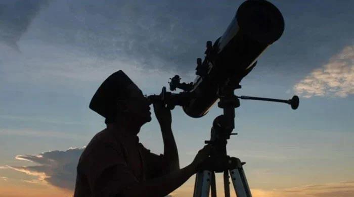 Ramadan Moon Sighted In Pakistan First Roza On Thursday