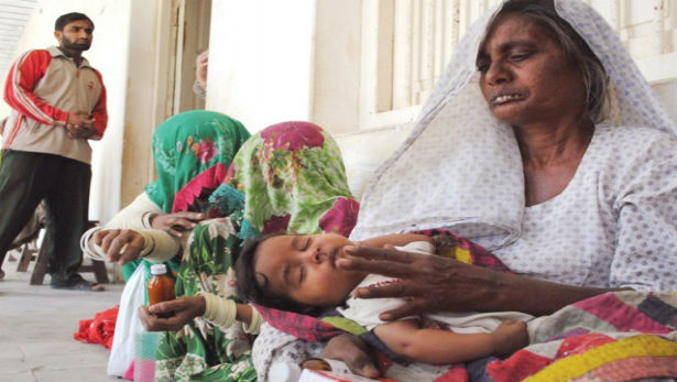 Pakistan Faced With Two Commonest Forms Of Malnutrition