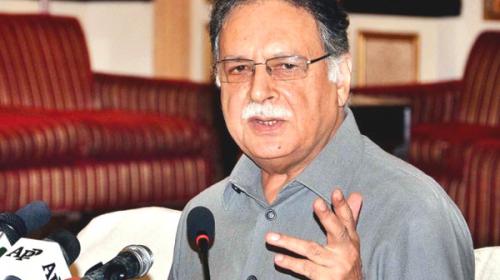 Khan speaking about personal issues even on Kashmir Day: Pervaiz Rashid