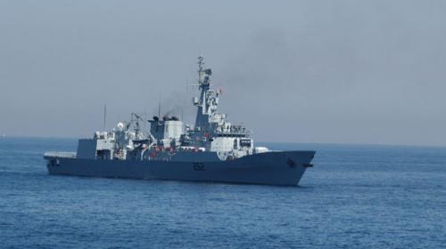 PNS Shamsheer carrying 36 stranded Pakistanis reaches Djibouti