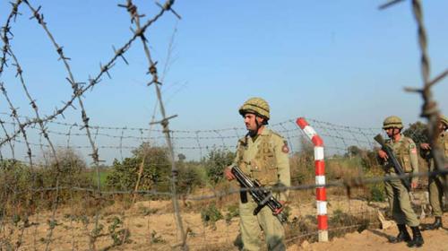 Corps Commander Rawalpindi visits LoC 