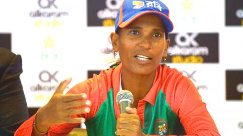 Bangladesh women cricketers 'comfortable' in Pakistan
