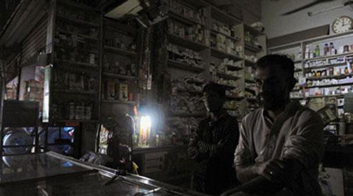 Unscheduled power cuts intensify in Faisalabad as summers arrive