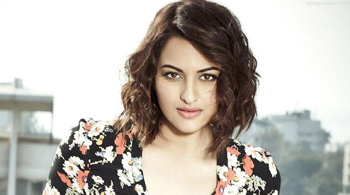 Sonakshi to play Pakistani journalist in upcoming movie