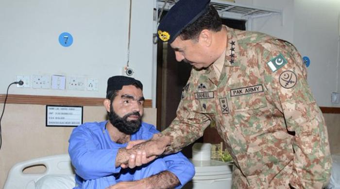 Army Chief visits war heroes at Armed Forces Institute of Ophthalmology