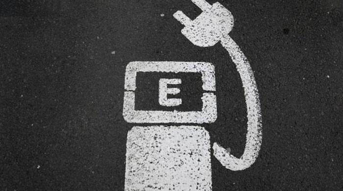 Apple seeks charging stations options for electric vehicles