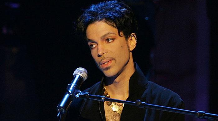 Prince lost consciousness on flight days before death: report