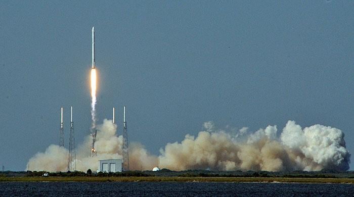 SpaceX Falcon 9 rocket explodes during test firing in Florida