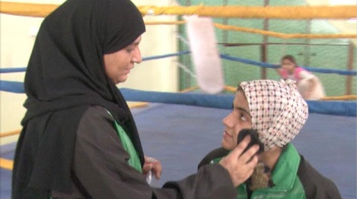 Mother-daughter boxing duo dare to dream in Lyari