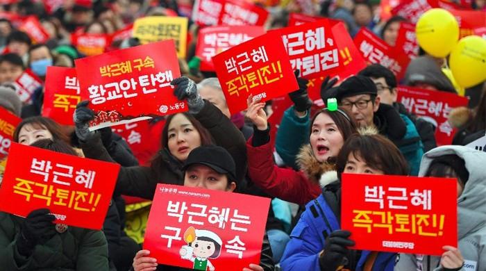 South Koreans rally to demand 'Park-free' 2017