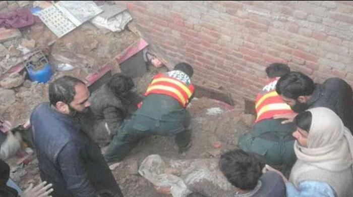 Two-storey building collapses in Gujranwala