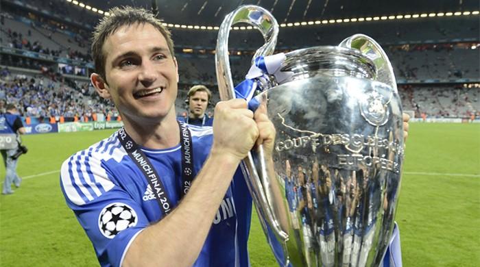 Former England and Chelsea midfielder Lampard retires at 38