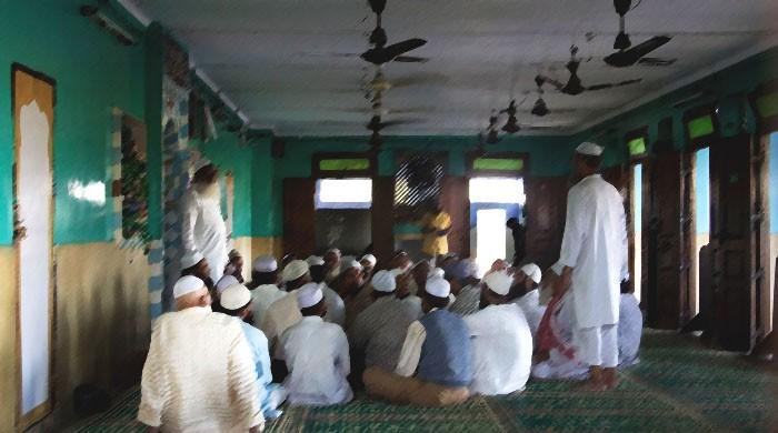 Tensions increase in Indian village after BJP’s attempt to hoist flag on mosque