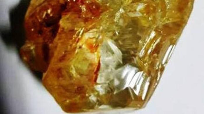 Sierra Leone pastor discovers 706-carat diamond