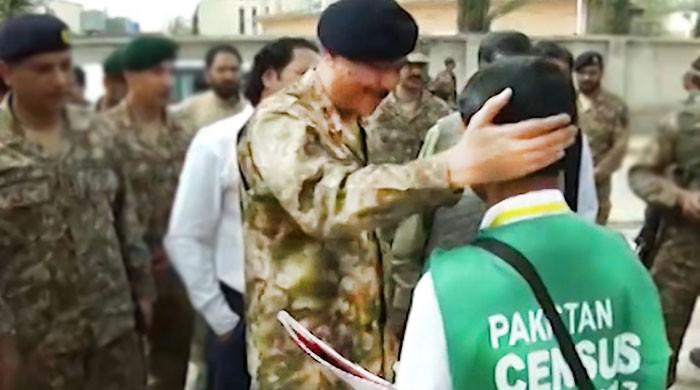 Commander Southern Command oversees census in Quetta