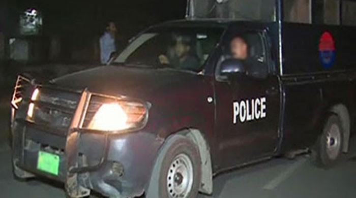 Two robbers gunned down in Okara 'encounter'