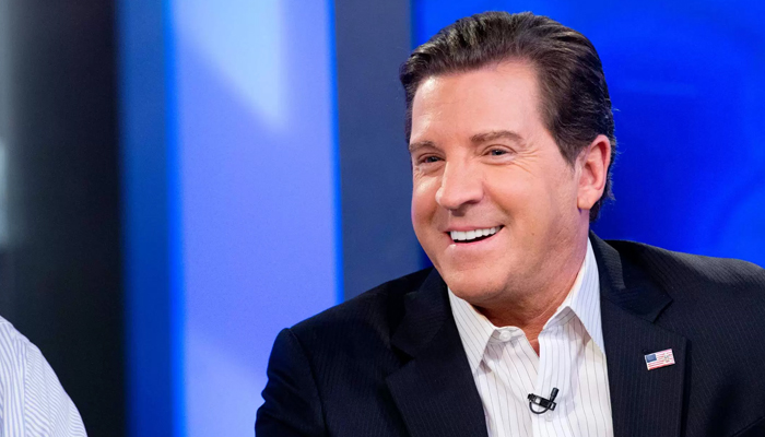 Fox News Host Bolling Suspended After Allegations Of Lewd Texts 