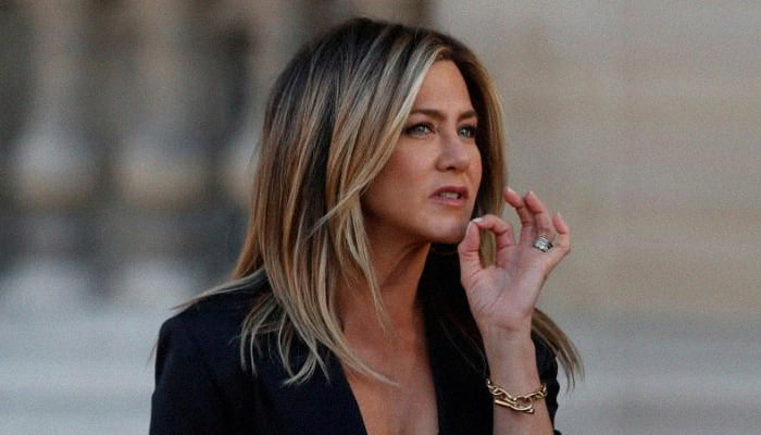 Jennifer Aniston was forced to lose weight before role in 'Friends