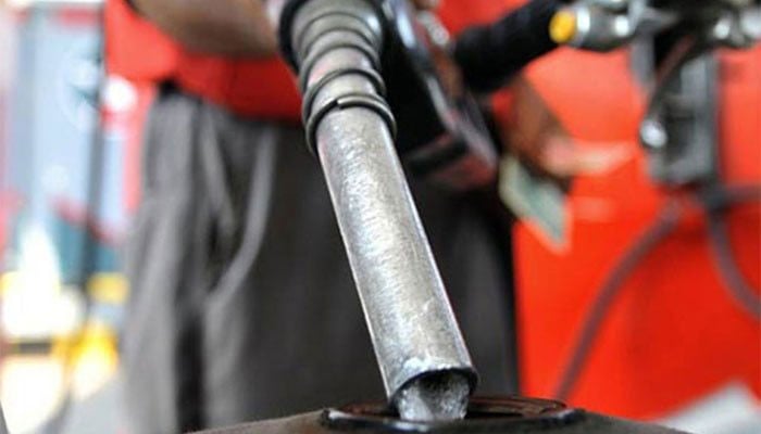 Govt Increases Petrol Price By Rs2 61 Per Litre Pakistan Geo Tv