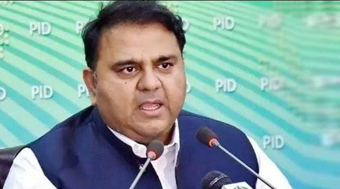 Fawad Chaudhry reveals he recommended Mehwish Hayat for Tamgha-e-Imtiaz