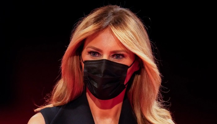 In Pictures Melania Trump Stuns In Black Dress Matching Face Mask