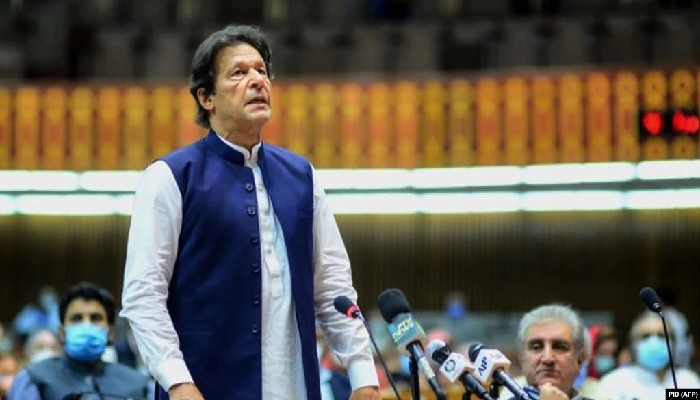 براہ راست تازہ ترین خبریں: سینیٹ کے دھچکے کے بعد ، وزیر اعظم عمران خان اعتماد کے ووٹ کے لئے تیار ہیں