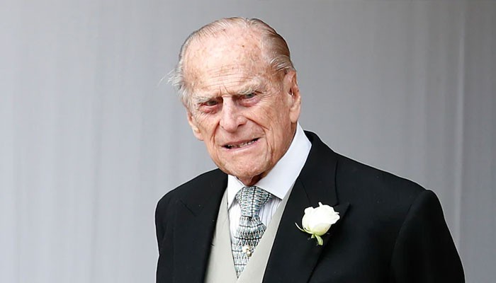 Prince Philip snaps at palace guest: 'Are you trying to ...