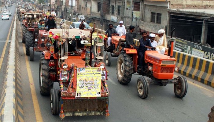 ملتان کے کاشتکاروں نے قیمتوں میں اضافے کے خلاف احتجاجی ریلی نکالی ، 31 مارچ کو دھرنا دینے کا اعلان کیا