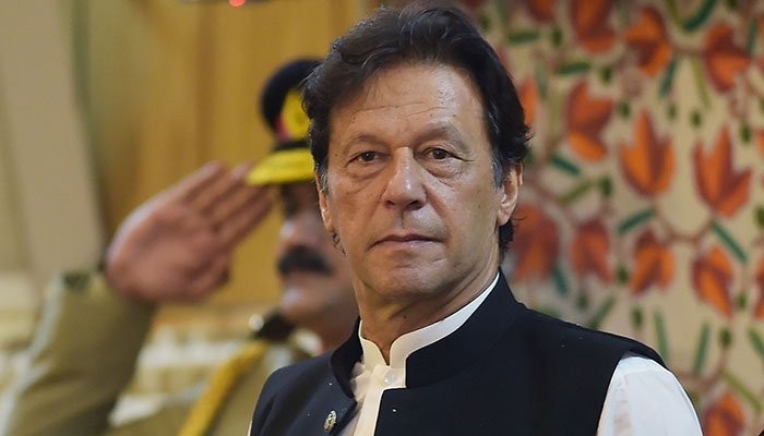 وزیر اعظم عمران خان نے پاکستانی نوجوانوں کو ‘بے لوث جان’ بننے کا مشورہ دیا