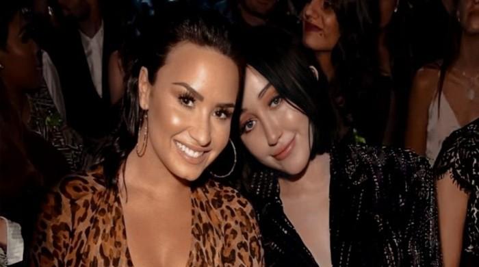 Demi Lovato Noah Cyrus Spark Romance Buzz After Recording Song Together 