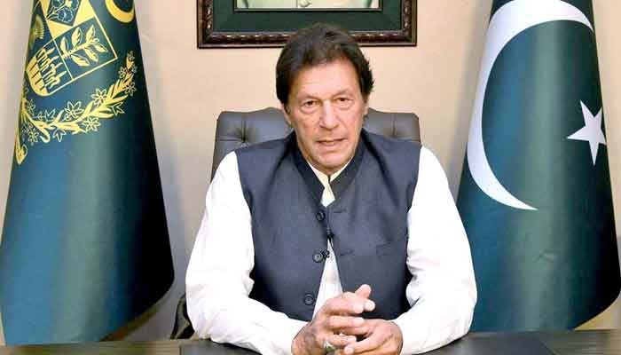 وزیر اعظم عمران خان نے ‘منظم تشدد’ کے خلاف بہادرانہ موقف پر پولیس کو خراج تحسین پیش کیا