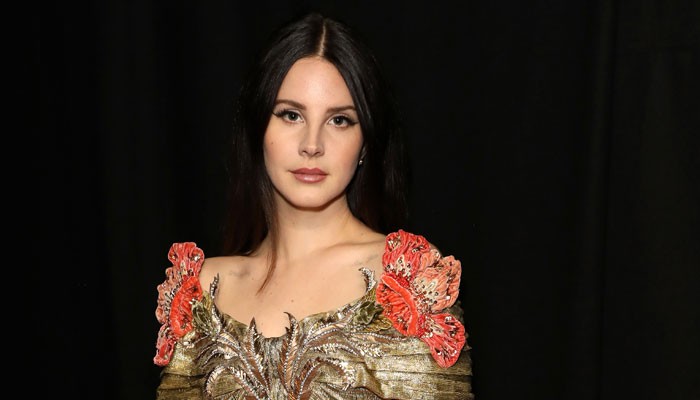 Lana Del Rey Announces ‘Blue Banisters’ Album Release