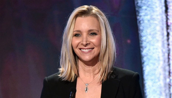 Lisa Kudrow Weighs In On Intimidating Friends Reunion Shoot