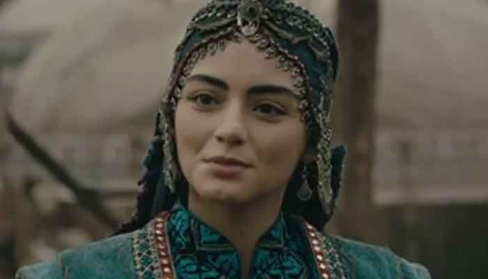 Kurulus:Osman: Actresses who play Bala Hatun and Helen receive award ...