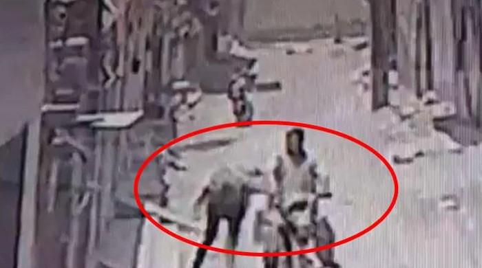 Video: Multan man assaults girl after she refuses to sit on motorbike