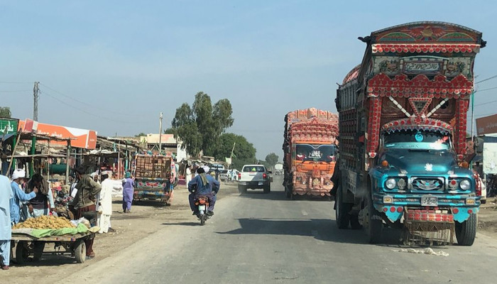 پاکستان نیشنل ہائی وے کو اپ گریڈ کرنے کے لیے اے ڈی بی سے 235 ملین ڈالر حاصل کرے گا۔