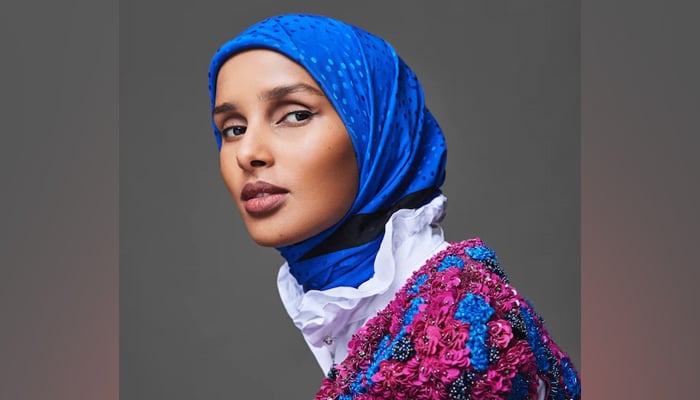 Meet Rawdah Mohamed Who Becomes The First-Ever Hijabi Fashion Editor of Vogue.