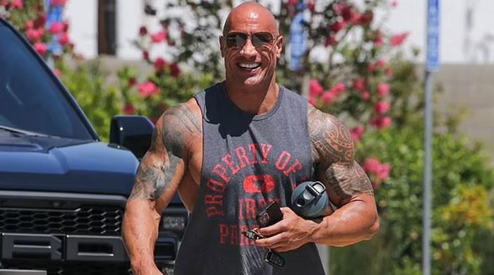 Dwayne johnson best sale workout clothes