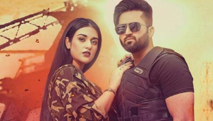 Falak Shabir rescues wife Sarah Khan from goons in new track Lagay Pyari