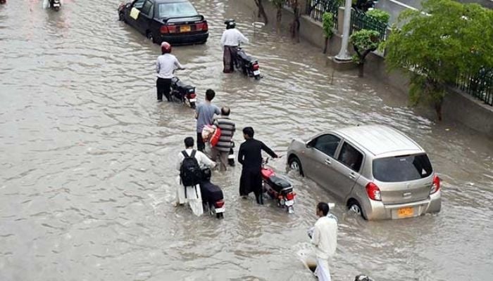 کراچی کے نجی اسکول آج بند رہیں گے۔