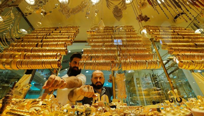 Gold Price In Pakistan Rises By Rs400 Per Tola