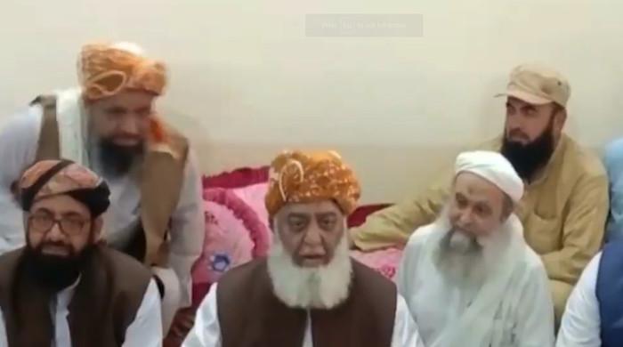 Fazl Slams Bilawal, Asks Him To Move No-confidence Motion Against CM Buzdar