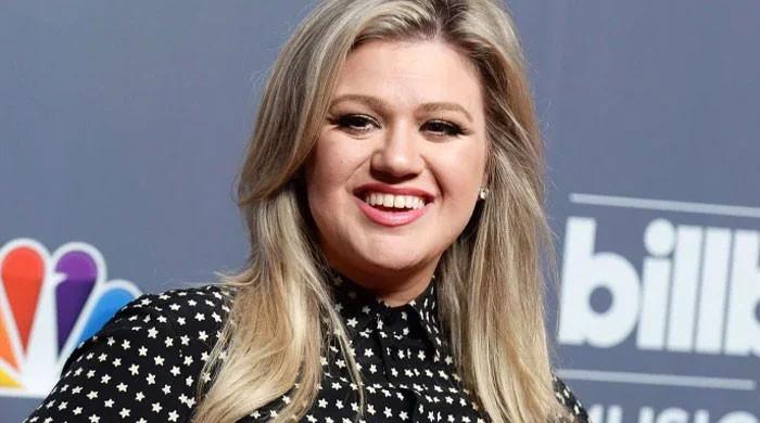 Court awards Kelly Clarkson $10.4 million Montana ranch in divorce win ...