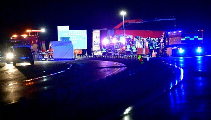 A view of a scene after an accident between a car and a lorry in which three people died, including Swedish artist Lars Vilks, outside the town Markaryd in Sweden on October 3, 2021. Photo: Reuters