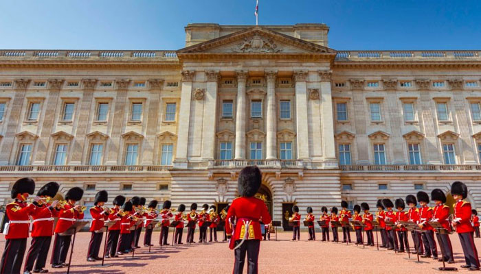 Buckingham Palace under fire over practices of non-disclosure: report