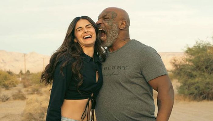 Mike Tyson, Ananya Panday are clearly getting along well in goofy Liger photos