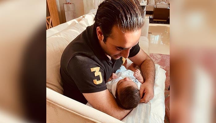 PPP Chairman Bilawal Bhutto-Zardari holds his nephew Mir Hakim Mahmood Choudhry. — Instagram