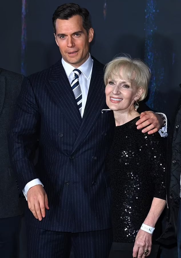 Henry Cavill attended ‘The Witcher 2’ premiere with THIS woman