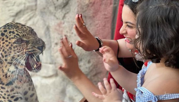 Pictures: Aiman Khan, daughter Amal compete against zoo leopard in Dubai